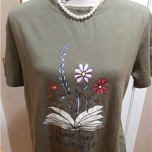I Have Lived a Thousand Lives Tee Shirt. SZ L